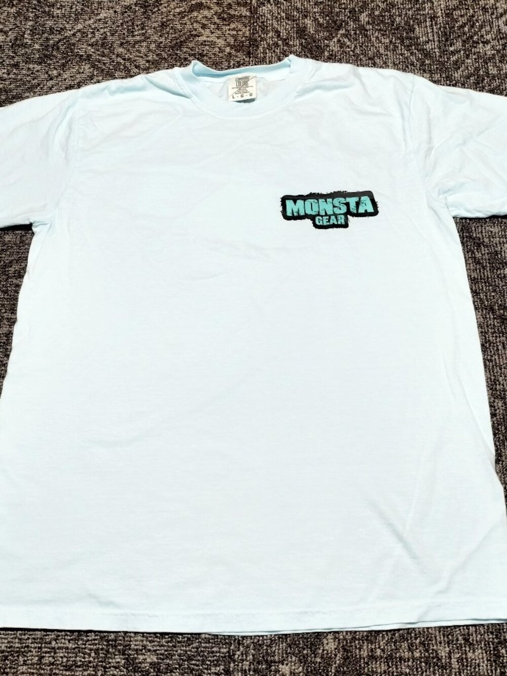 Monsta Gear T-shirt Size L Large men's Pale Blue